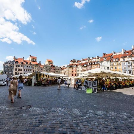Lovely Apartment In The Heart Of Варшава Екстериор снимка